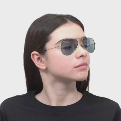 Lunettes de soleil Ray-Ban pour enfants RB9506S 223/1U 52-14