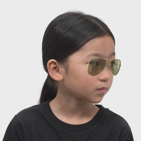 Lunettes de soleil Ray-Ban pour enfants RB9506S 223/6R 52-14