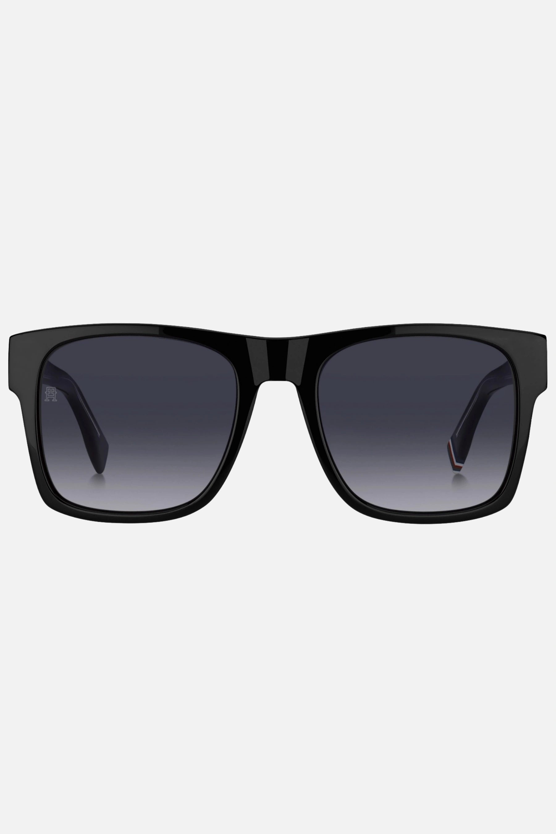 Occhiali da sole Tommy Hilfiger TH 2118/S 807/9O misura 53, montatura nera e lenti grigio sfumate.